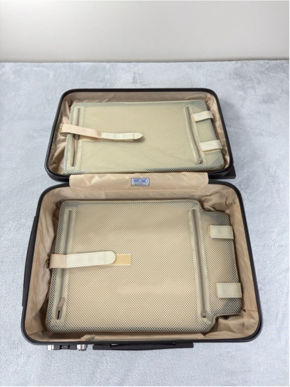 Rimowa Salsa Deluxe Brown Two Wheel Carryon Suitcase 32L - Picture 3 of 16